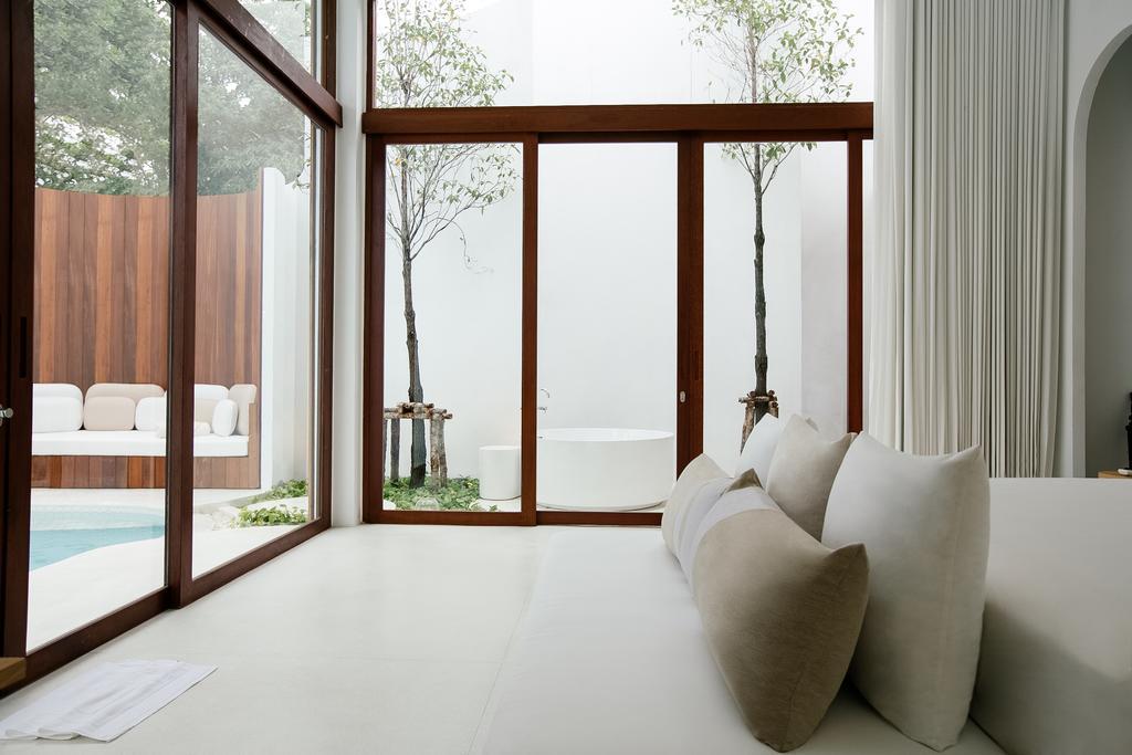 Sala Samui Chaweng Beach Resort Esterno foto Interior of a house