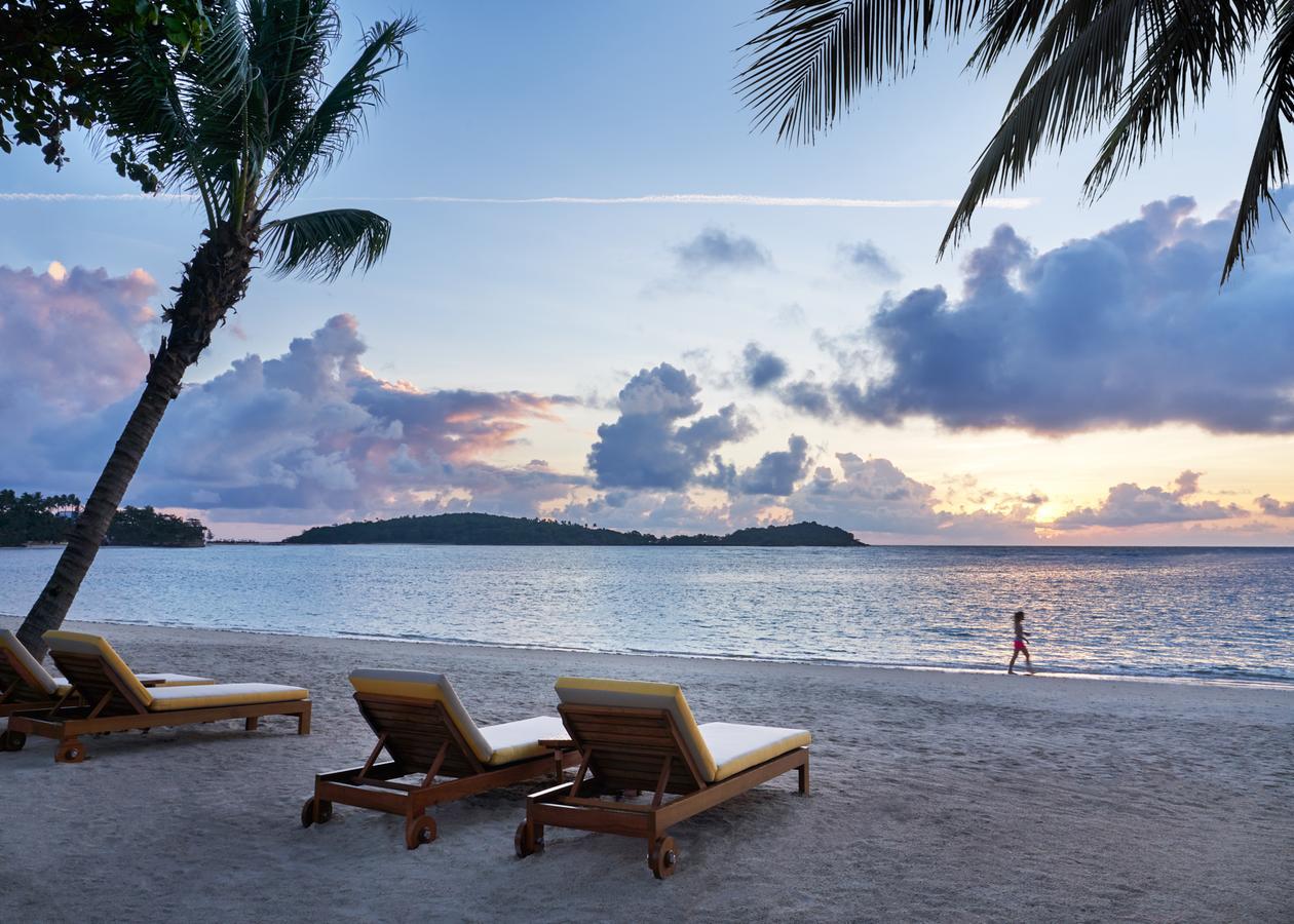 Sala Samui Chaweng Beach Resort Esterno foto Sunset at the beach