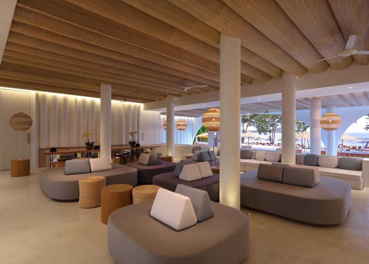 Sala Samui Chaweng Beach Resort Esterno foto The interior of the hotel